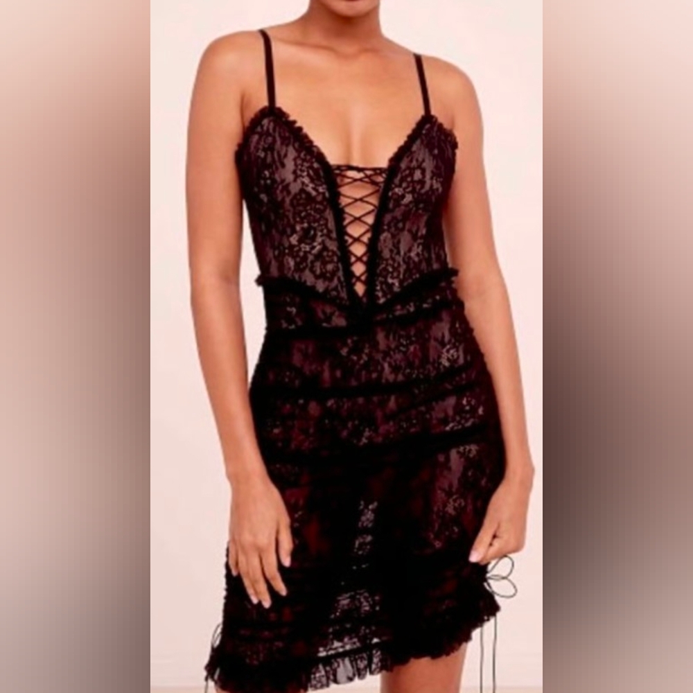 EUC....For Love and Lemons Gracie Lace Bodysuit Dress Size XS (0-2) - Picture 2 of 12